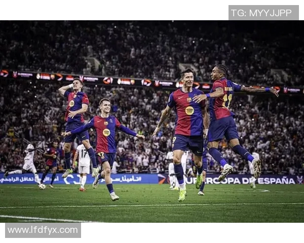 巴伦西亚主场迎战皇马双方争夺西甲积分榜重要位置